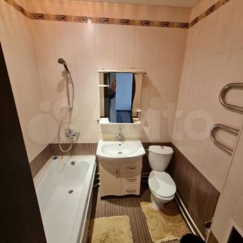 Сдается 1-комнатная квартира, 42 м²