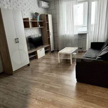 Сдается 1-комнатная квартира, 35 м²
