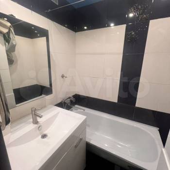 Сдается Многокомнатная квартира, 68 м²