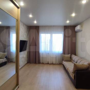 Сдается 2-х комнатная квартира, 65 м²
