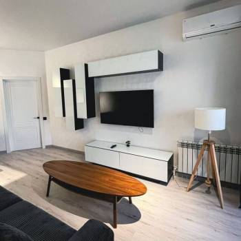 Продается 1-комнатная квартира, 47 м²