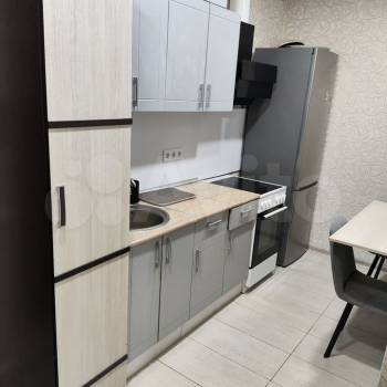 Сдается 2-х комнатная квартира, 42 м²