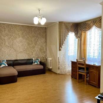 Сдается 2-х комнатная квартира, 64,4 м²