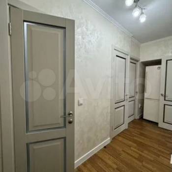 Сдается Многокомнатная квартира, 70 м²