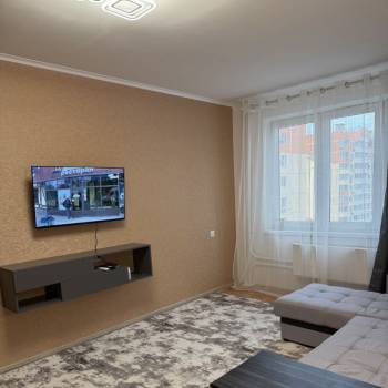 Сдается 1-комнатная квартира, 38 м²
