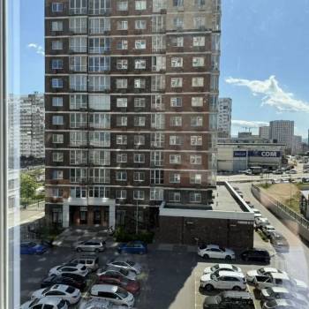 Сдается 1-комнатная квартира, 38 м²