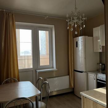 Сдается 1-комнатная квартира, 37,1 м²