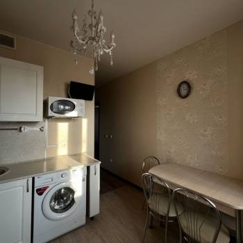 Сдается 1-комнатная квартира, 37,1 м²