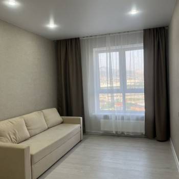 Сдается 1-комнатная квартира, 43 м²