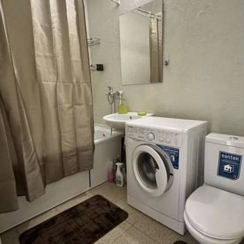 Сдается 1-комнатная квартира, 42 м²