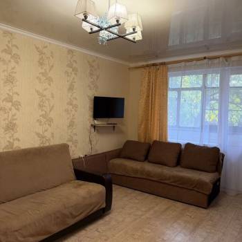 Сдается 1-комнатная квартира, 38 м²