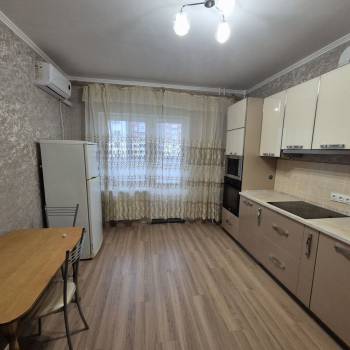 Сдается 2-х комнатная квартира, 62,3 м²
