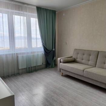 Сдается 1-комнатная квартира, 40 м²