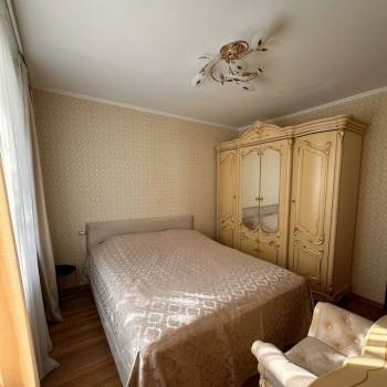 Сдается Многокомнатная квартира, 64 м²