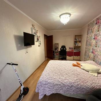 Сдается Многокомнатная квартира, 64 м²