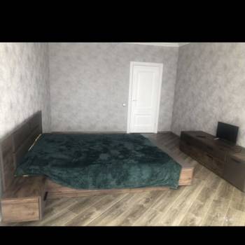 Сдается 1-комнатная квартира, 50 м²