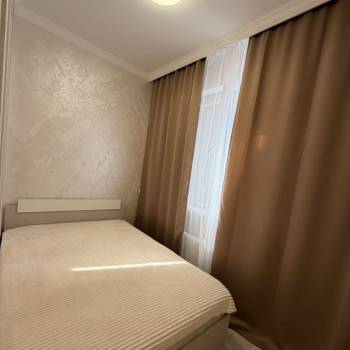 Сдается 1-комнатная квартира, 46 м²