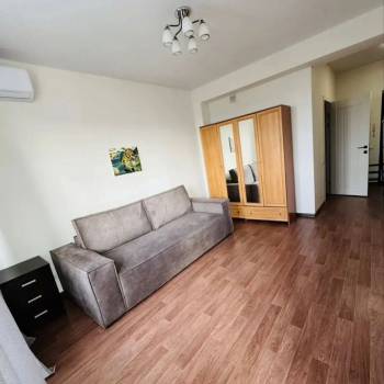 Сдается 1-комнатная квартира, 38 м²