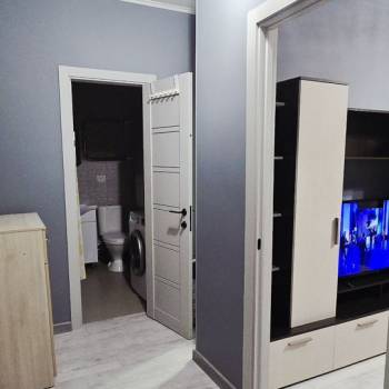 Сдается 1-комнатная квартира, 42 м²