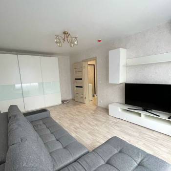 Сдается 1-комнатная квартира, 40 м²