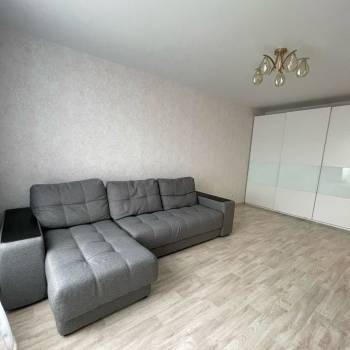 Сдается 1-комнатная квартира, 40 м²