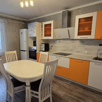 Продается 3-х комнатная квартира, 85 м²