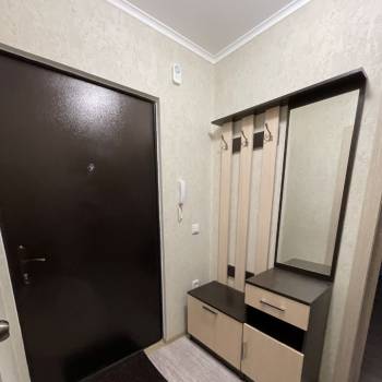 Сдается 1-комнатная квартира, 37,5 м²