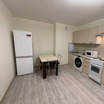 Сдается 1-комнатная квартира, 37,5 м²