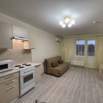 Сдается 1-комнатная квартира, 37,5 м²