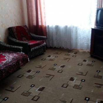Сдается 1-комнатная квартира, 37 м²