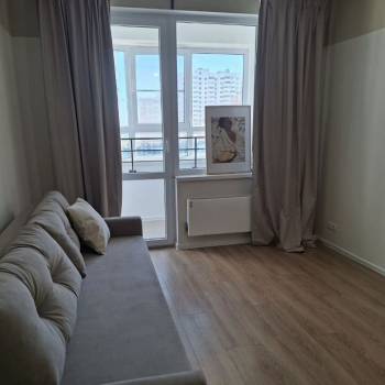 Продается 1-комнатная квартира, 32 м²