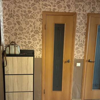 Продается 1-комнатная квартира, 42 м²