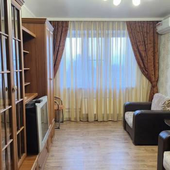 Сдается 1-комнатная квартира, 36 м²