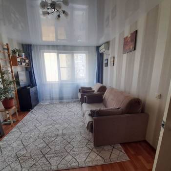 Продается 1-комнатная квартира, 37,4 м²