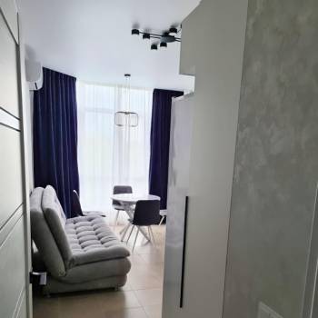 Сдается 1-комнатная квартира, 42 м²