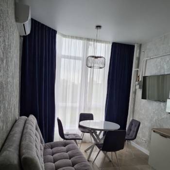 Сдается 1-комнатная квартира, 42 м²