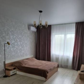Сдается 1-комнатная квартира, 42 м²