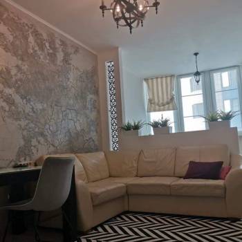 Продается 1-комнатная квартира, 54,4 м²