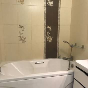 Сдается 2-х комнатная квартира, 70 м²