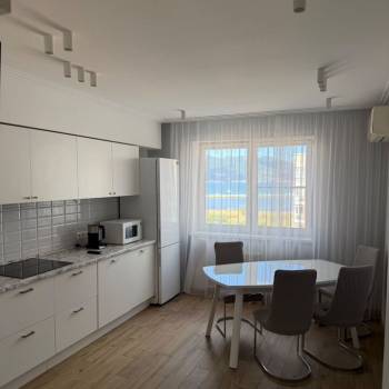 Сдается 1-комнатная квартира, 47,4 м²