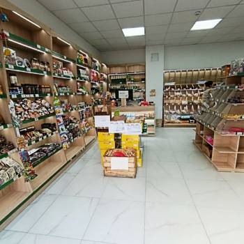 Сдается Нежилое помещение, 100 м²