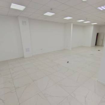 Сдается Нежилое помещение, 100 м²