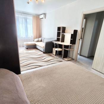 Сдается 1-комнатная квартира, 39 м²