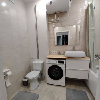 Сдается 1-комнатная квартира, 42 м²