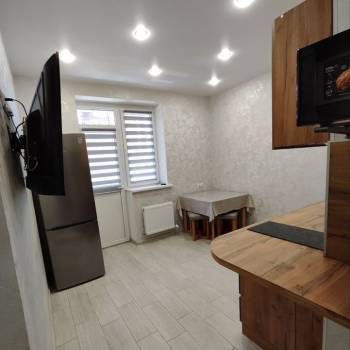Сдается 1-комнатная квартира, 42 м²