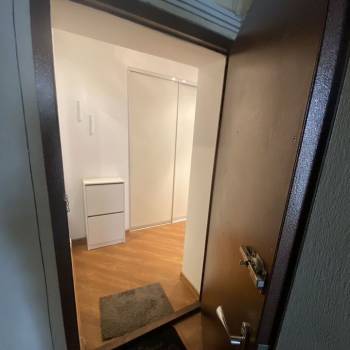 Сдается 2-х комнатная квартира, 76 м²