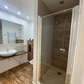 Сдается 2-х комнатная квартира, 76 м²