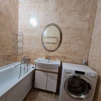 Сдается 2-х комнатная квартира, 60 м²