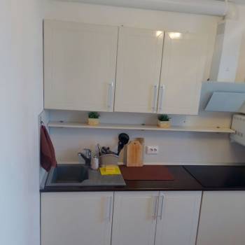 Сдается 1-комнатная квартира, 43 м²
