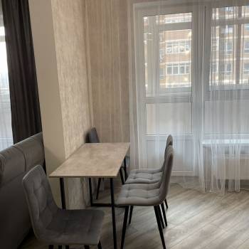 Сдается 1-комнатная квартира, 44 м²